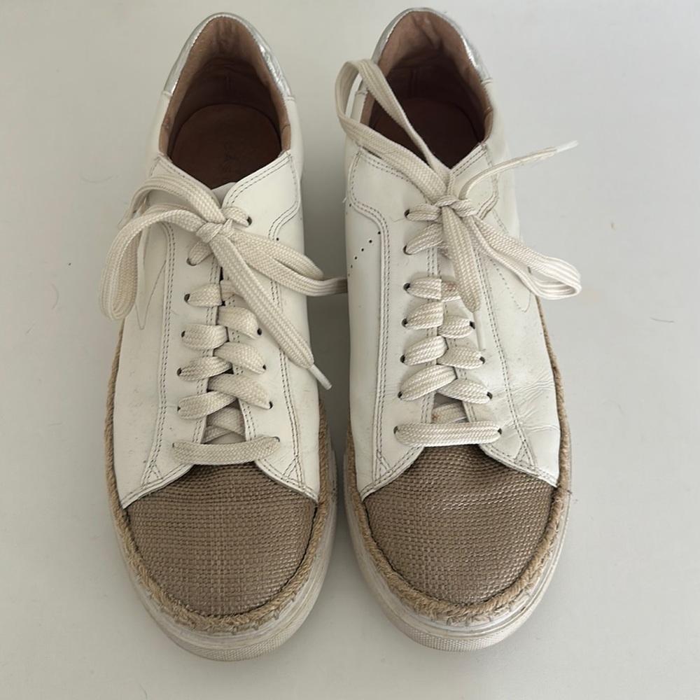 Everyday beachy shoes